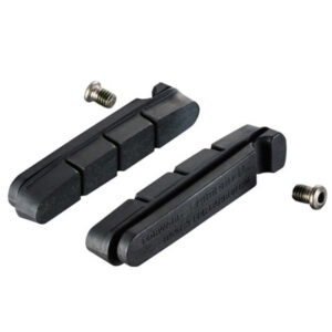 Klocki hamulcowe Shimano R55C3 na białym tle